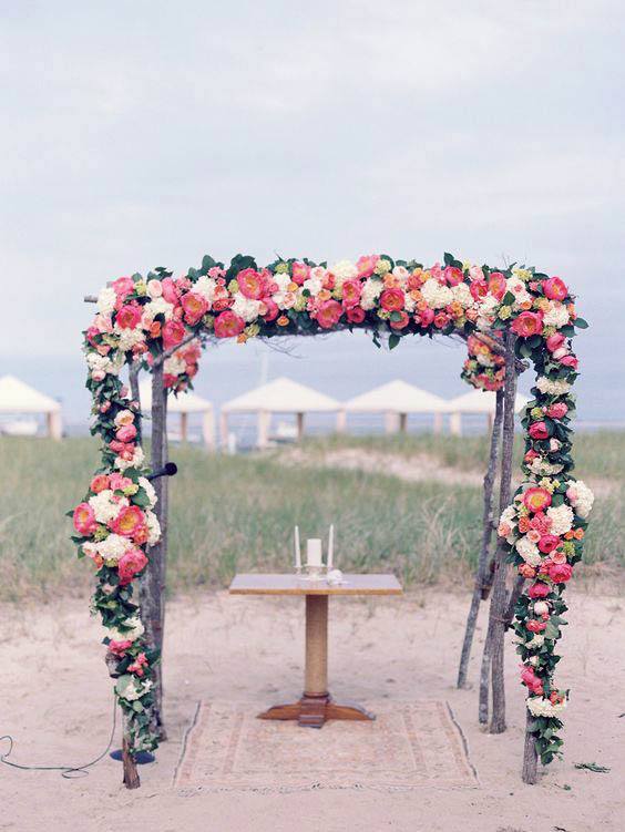 Beautiful Wedding Arch Flowers