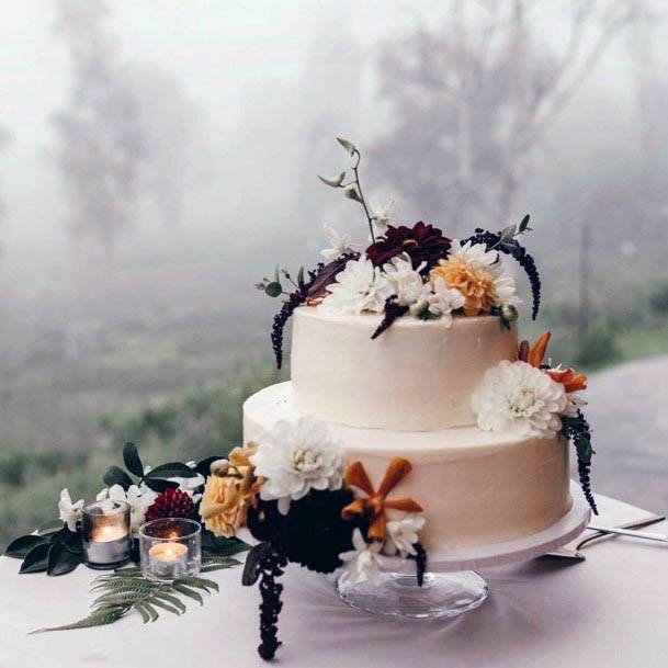 Beautiful Wedding Cake Flowers