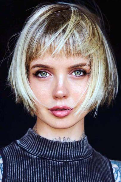 Beautiful Woman Short Blonde Hairstyle Ideas Sexy Stylish Round Face