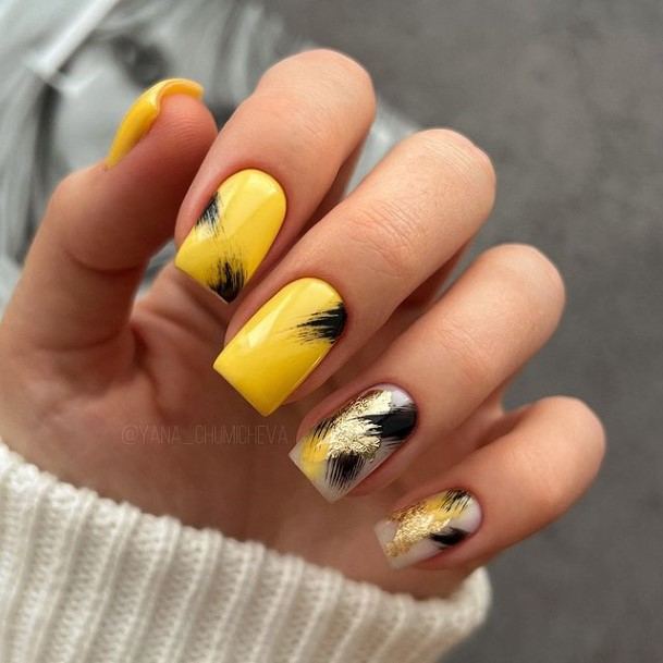 Beautiful Yellow Square Nail Design Ideas For Women