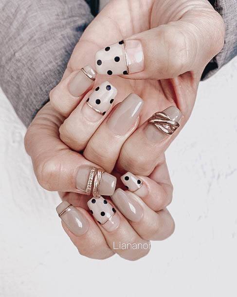 Beige Girls Nail Ideas