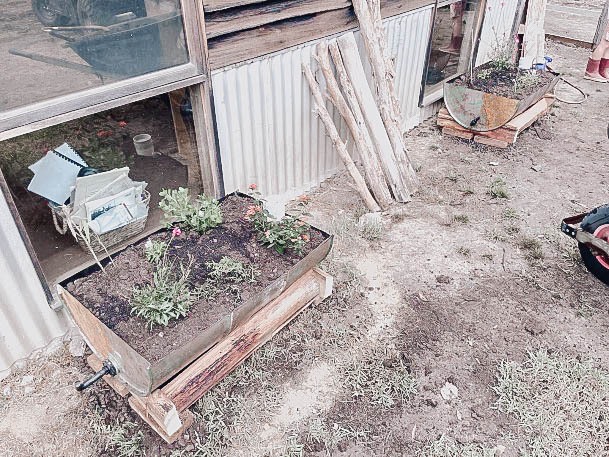 Best Backyard Garden Box Ideas
