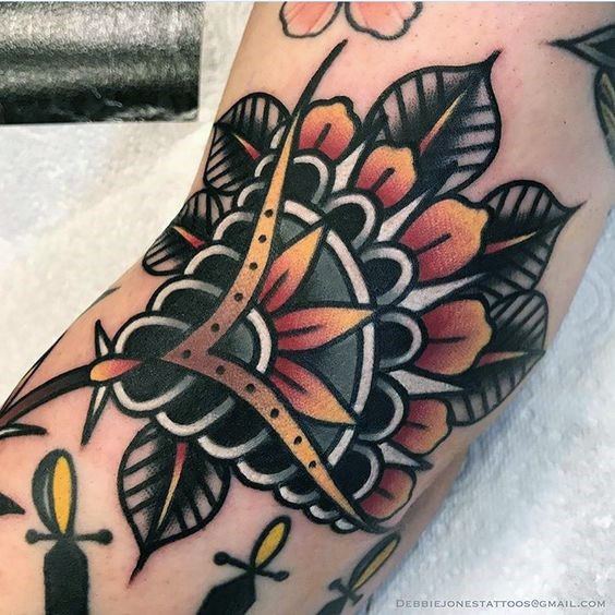 Black And Gold Traditional Tattoo Womens Art