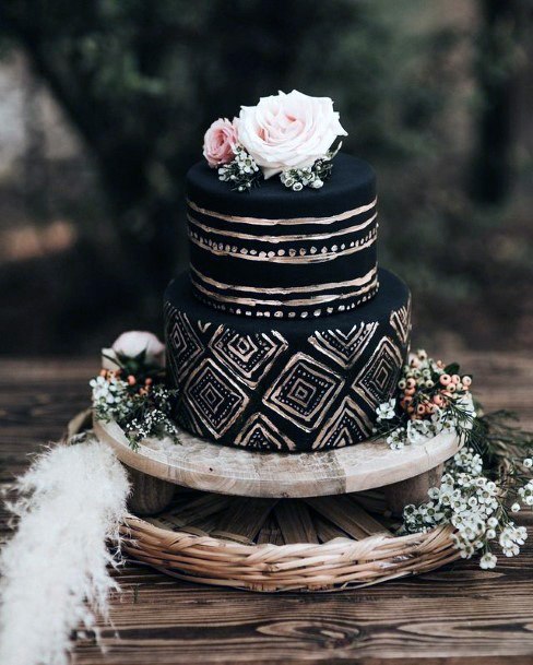 Black And Golden Diamond Art Wedding Cake