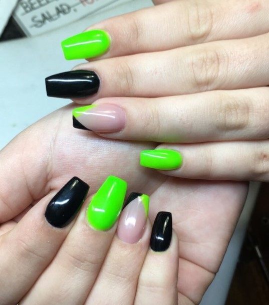 Black And Green Girls Nail Ideas