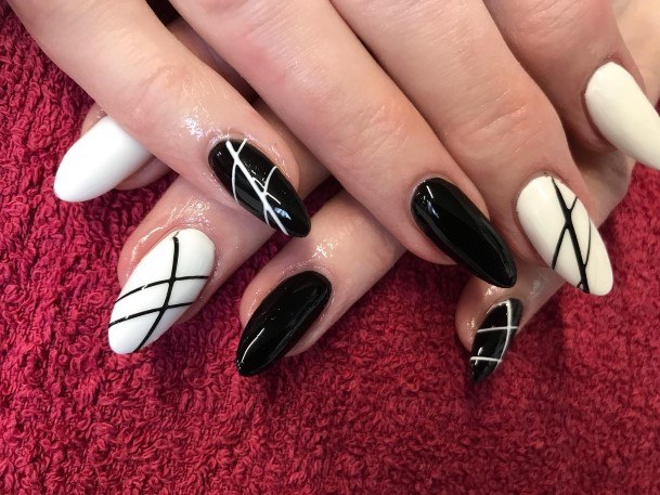 Black And White Female Nail Designs