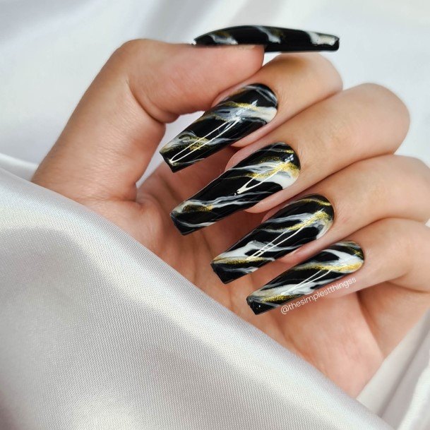 Black And White Marble Girls Nail Ideas