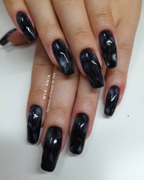 Black And White Marble Nail Feminine Designs