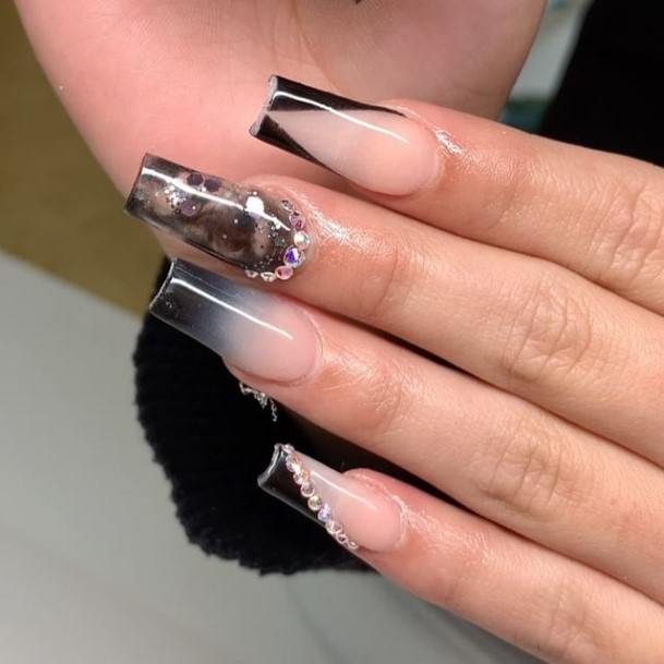 Black And White Marble Nail For Ladies