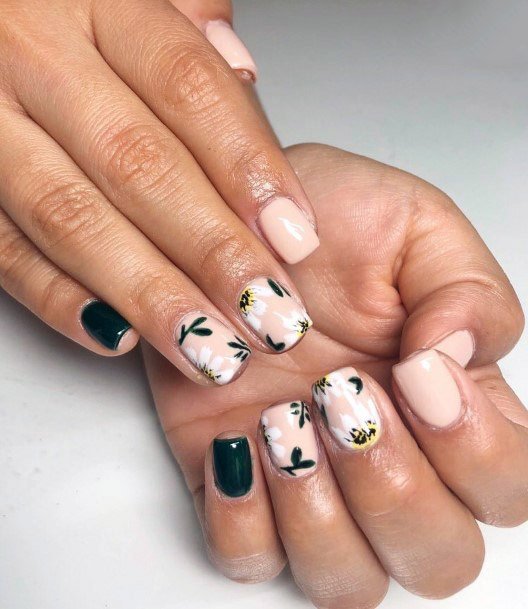 Black And White Tropical Nails Women