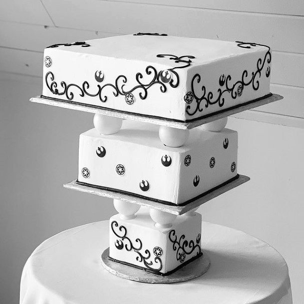 Black And White Upside Down Platform 3 Tier Wedding Cake Women