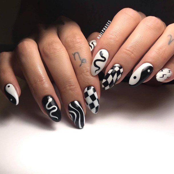 Black And White Womens Nails