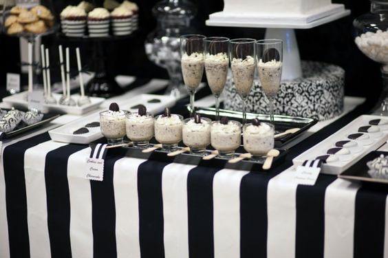 Black And White Zebra Pattern Dining Cloth Wedding Decor Ideas