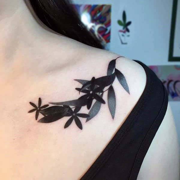 Black Leaves Fantastic Collarbone Tattoo For Women