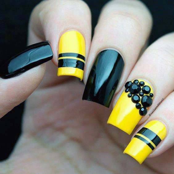 Black Stones And Yellow Nails Bright For Women