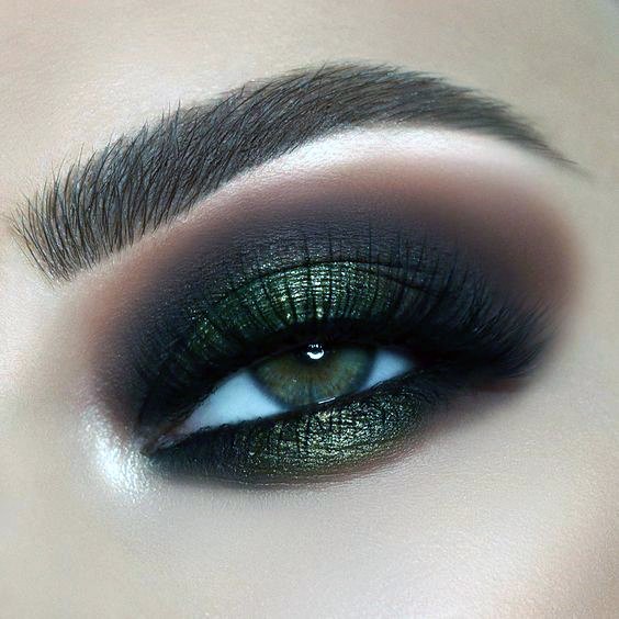 Black With Shards Of Gold Black Eyeshadow Women