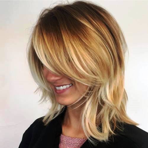 Blonde Easy Shoulder Length Side Part And Chestnut Roots Airy Hairstyles For Women