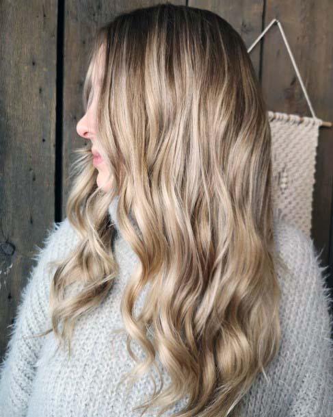 Blonde Spring Hairstyle For Girls With Textured Highlights