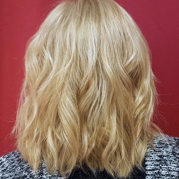 Blonde Wavy Bob Youthful Hairstyles Over 50