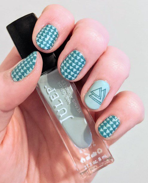 Blue And Green Beautiful Triangle Nail Ideas For Ladies