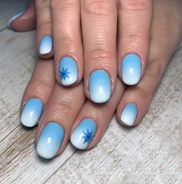 Blue Snowflake On Ombre Nails For Women