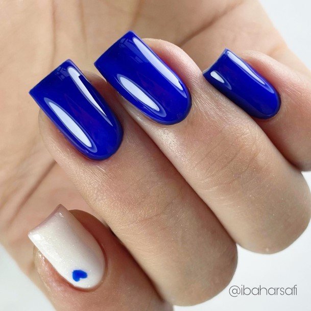 Blue Winter Nail Feminine Designs