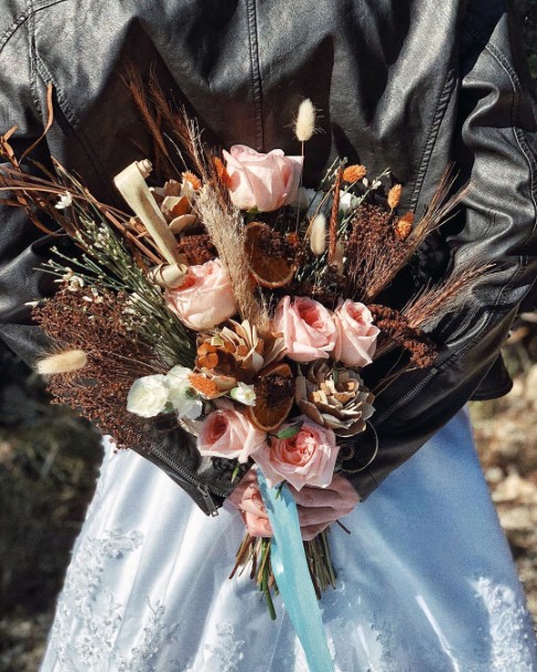 Bouquet With Dried Rustic Twigs And Blush Flowers Fall Wedding Ideas