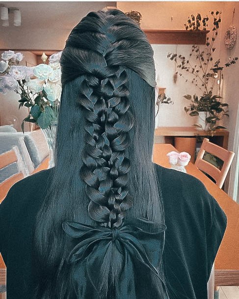 Braided Hairstyless Feminine Ideas