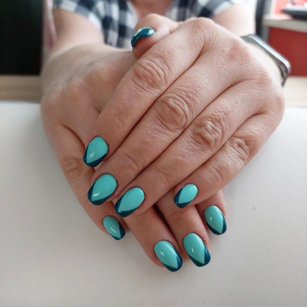 Breathtaking Turquoise Ombre Nail On Girl