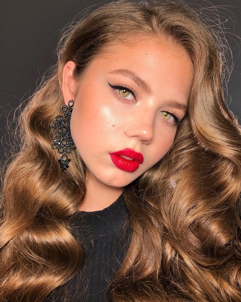 Top 60 Best Red Lipstick Looks For Women - Sultry Lip Makeup