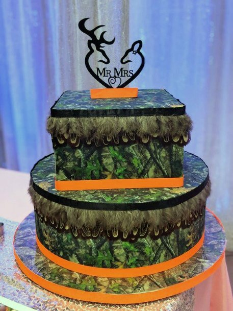 Brilliant Camo Wedding Cake