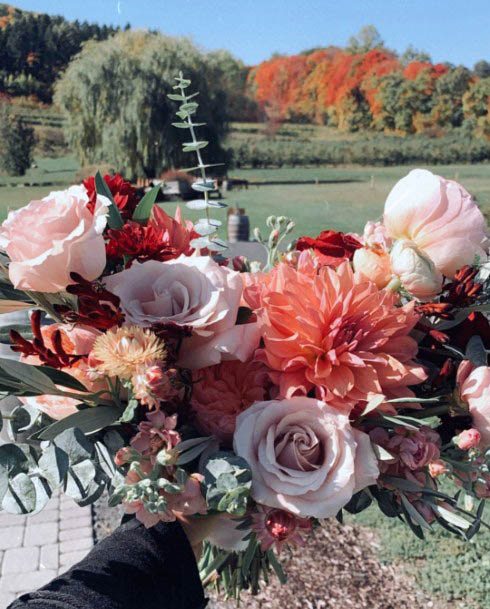 Brilliant Fall Wedding Flowers