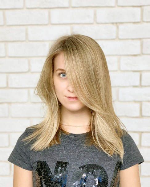 Brown Blonde Straight Hair With Side Part And Long Layers