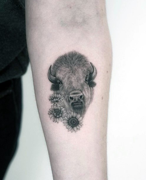 Buffalo Womens Tattoo Designs