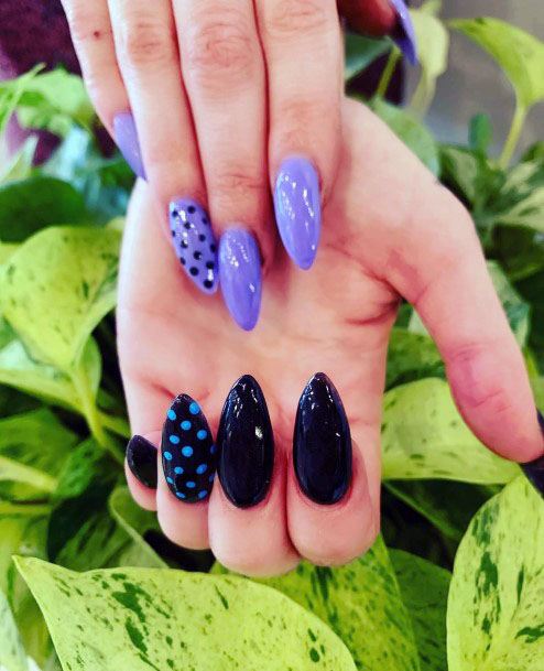 Butiful Unique Polka Dot Vlack And Soft Purple Inspirational Ideas For Girls Nails