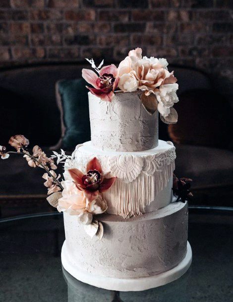 Cake With Boho Wedding Flowers Icing