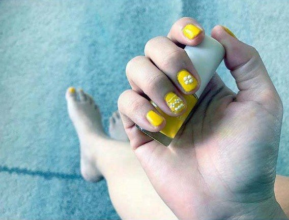 Canary Bright Yellow Nails For Women