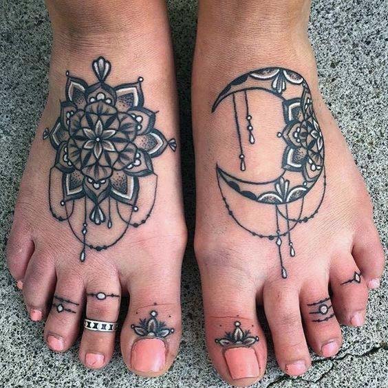 Chained And Beaded Tattoo Womens Foot