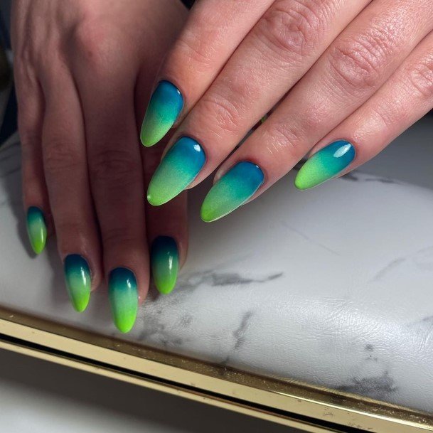 Charming Nails For Women Green Ombre