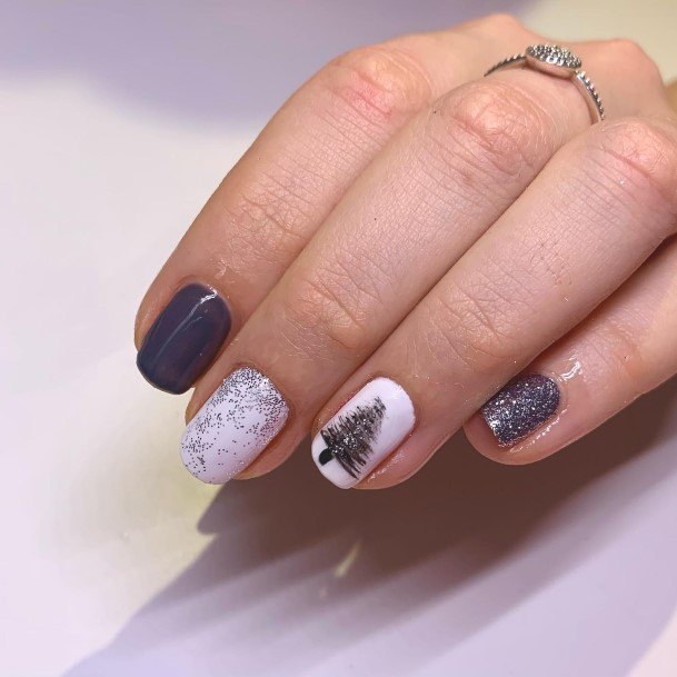 Charming Nails For Women Grey And White