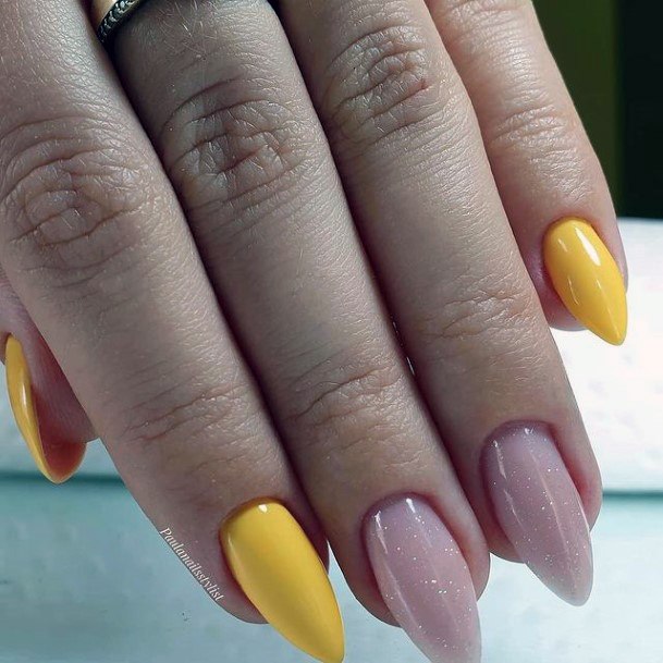 Charming Nails For Women Light Yellow