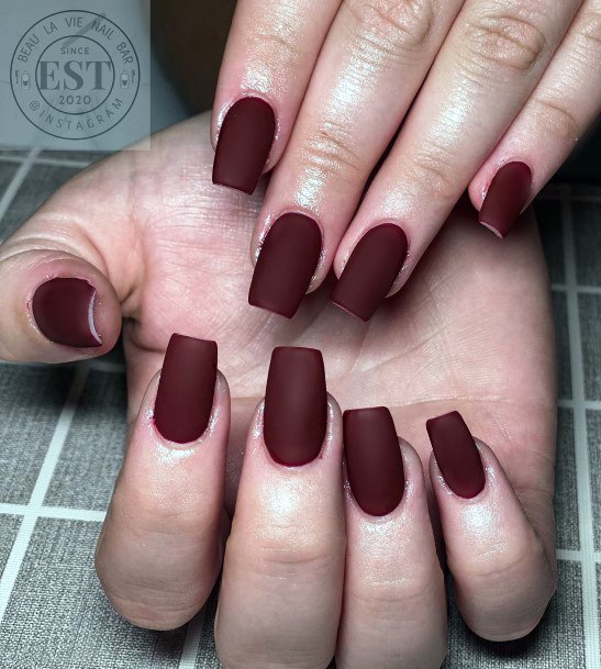 Charming Nails For Women Matte Maroon