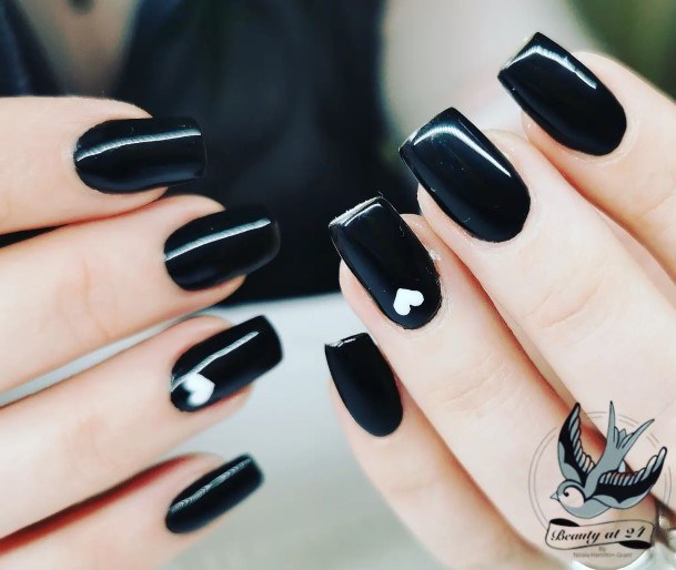 Charming Nails For Women Monochrome