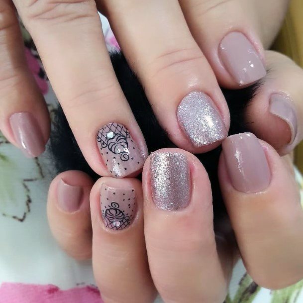 Charming Silver Glitter Nail Art Women