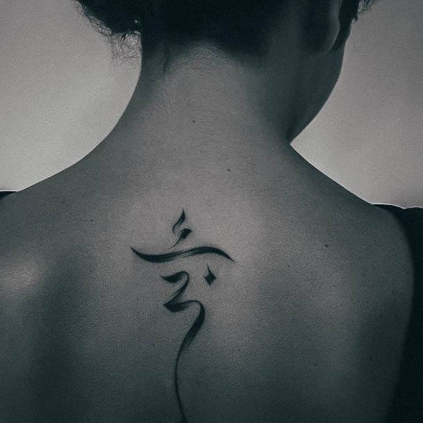 Charming Tattoos For Women Arabic