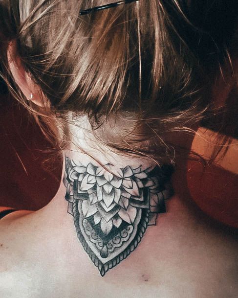 Charming Tattoos For Women Back Of Neck