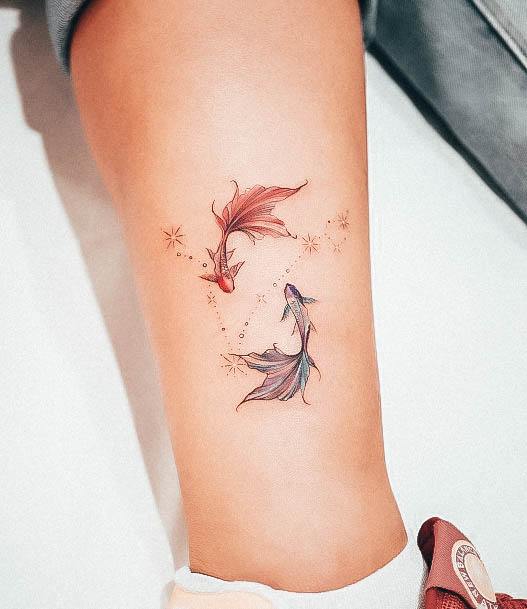Charming Tattoos For Women Pisces Leg