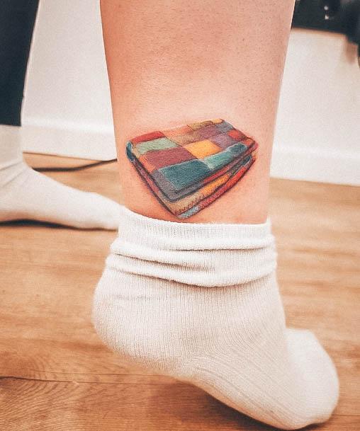 Charming Tattoos For Women Plaid