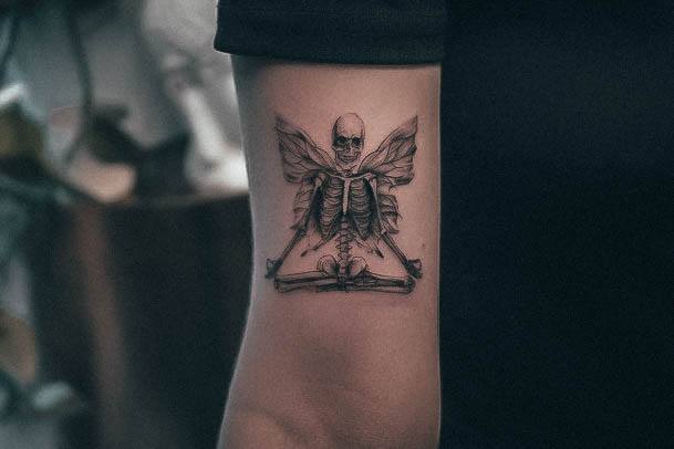 Charming Tattoos For Women Skeleton