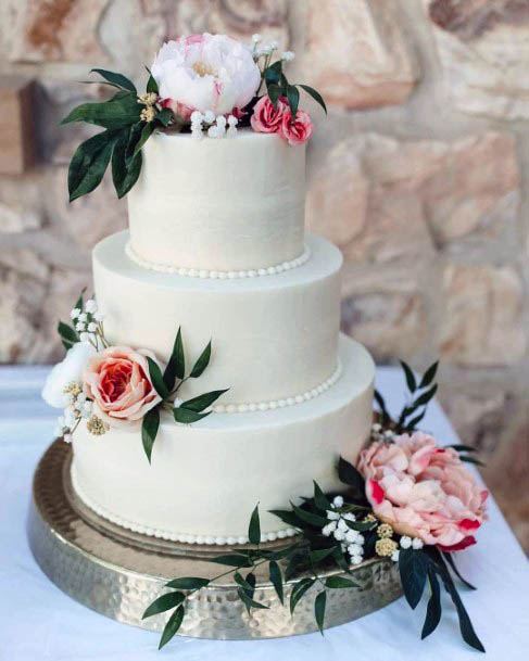 Charming Wedding Cake Flowers